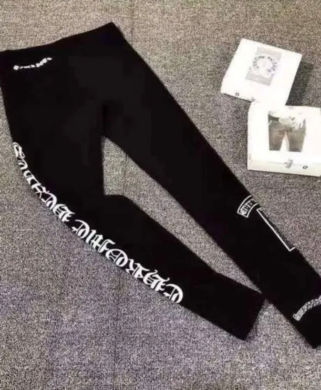 Chromed Heart Women’s Leggings